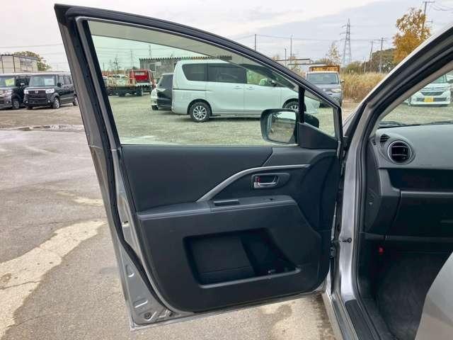 ラフェスタ ハイウェイスター　車検整備付　　社外アルミホイール　スライドドア　アルミニウムシルバーメタリック（36枚目）