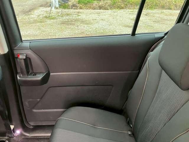 ラフェスタ ハイウェイスター　車検整備付　　社外アルミホイール　スライドドア　アルミニウムシルバーメタリック（64枚目）