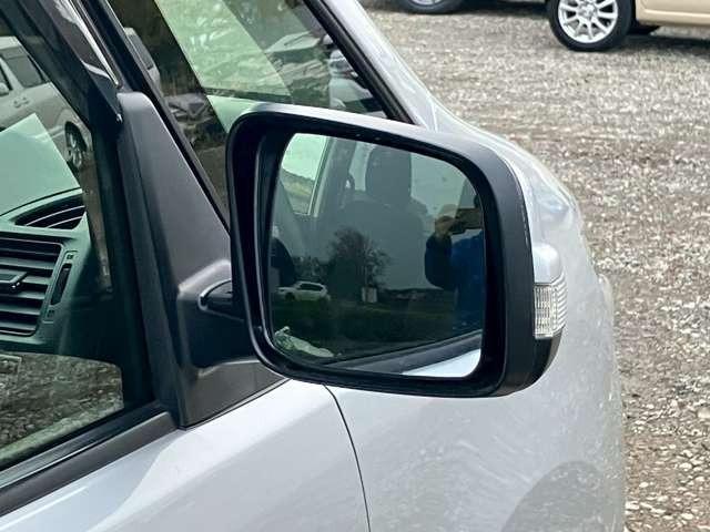 セレナ 20S 車検整備付 3列シート 両側スライドドア ウォークスルー キーレス 寒冷仕様 カーナビ バックカメラ ブリリアントシルバーメタリック(14枚目)