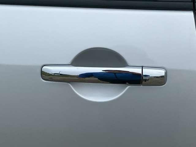 セレナ 20S 車検整備付 3列シート 両側スライドドア ウォークスルー キーレス 寒冷仕様 カーナビ バックカメラ ブリリアントシルバーメタリック(17枚目)