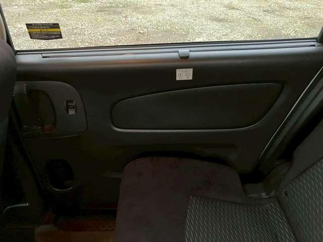 セレナ 20S 車検整備付 3列シート 両側スライドドア ウォークスルー キーレス 寒冷仕様 カーナビ バックカメラ ブリリアントシルバーメタリック(31枚目)