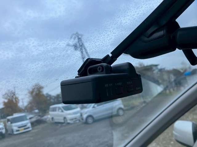 セレナ 20S 車検整備付 3列シート 両側スライドドア ウォークスルー キーレス 寒冷仕様 カーナビ バックカメラ ブリリアントシルバーメタリック(35枚目)