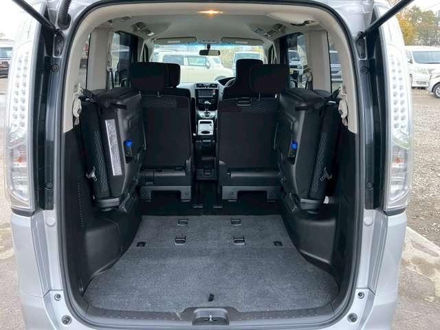 セレナ 20S 車検整備付 3列シート 両側スライドドア ウォークスルー キーレス 寒冷仕様 カーナビ バックカメラ ブリリアントシルバーメタリック(63枚目)