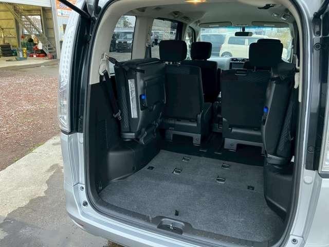 セレナ 20S 車検整備付 3列シート 両側スライドドア ウォークスルー キーレス 寒冷仕様 カーナビ バックカメラ ブリリアントシルバーメタリック(64枚目)