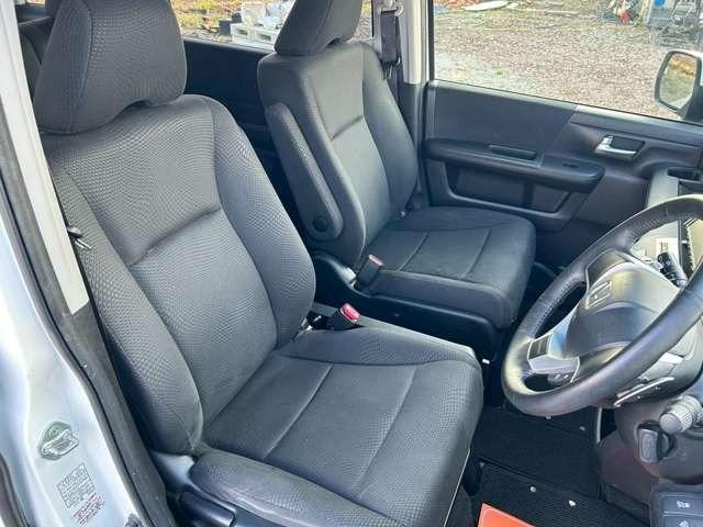 ステップワゴンスパーダ Z 車検整備付 3列シート 両側スライドドア バックカメラ ETC スマートキー キーレス フラットシート ホワイトオーキッド・パール(24枚目)