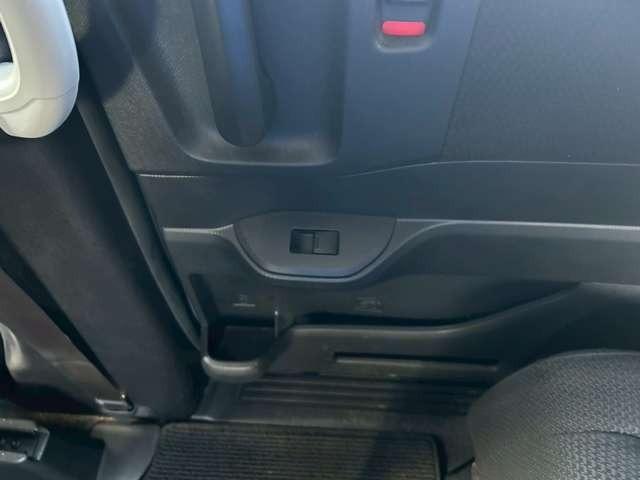 ステップワゴンスパーダ Z 車検整備付 3列シート 両側スライドドア バックカメラ ETC スマートキー キーレス フラットシート ホワイトオーキッド・パール(51枚目)