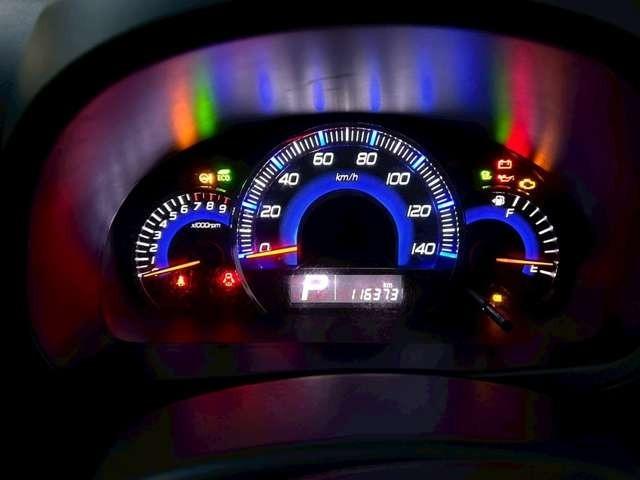 ワゴンＲスティングレー リミテッド　車検整備付　本州仕入　ベンチシート　プッシュスタート　キーレス　スマートキー　４ＷＤ　バックカメラ　バタフライバイオレットメタリック（30枚目）