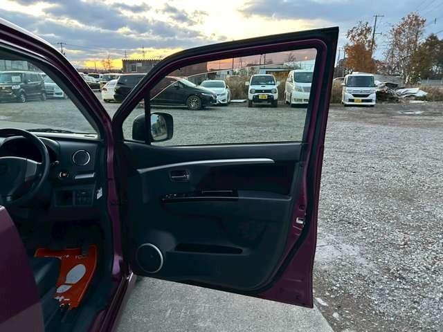 ワゴンＲスティングレー リミテッド　車検整備付　本州仕入　ベンチシート　プッシュスタート　キーレス　スマートキー　４ＷＤ　バックカメラ　バタフライバイオレットメタリック（39枚目）