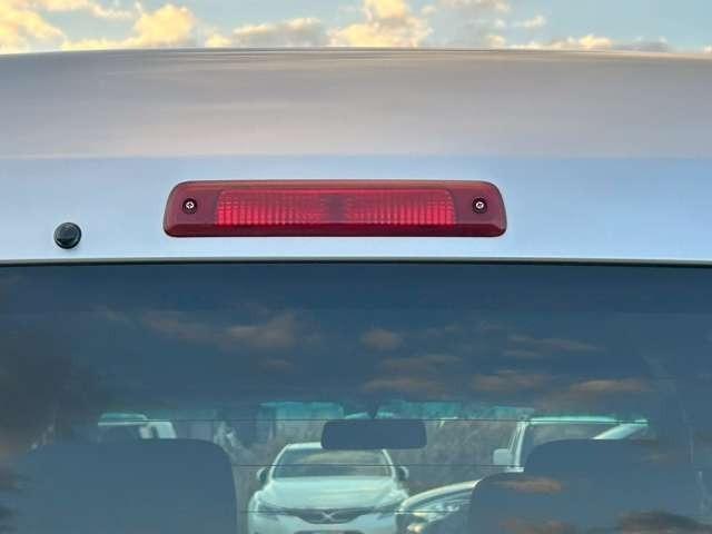 ハイゼットカーゴ クルーズ　車検整備付　ＭＴ車　両側スライドドア　フルフラット　キーレス　パワーウィンドウ　ブライトシルバーメタリック（16枚目）