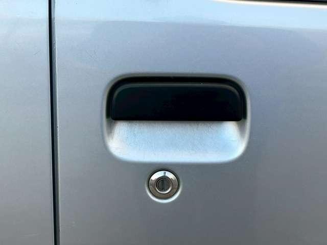 ハイゼットカーゴ クルーズ　車検整備付　ＭＴ車　両側スライドドア　フルフラット　キーレス　パワーウィンドウ　ブライトシルバーメタリック（25枚目）