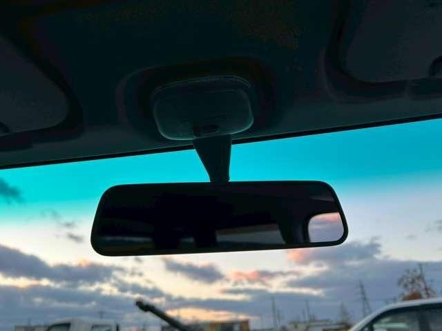 ハイゼットカーゴ クルーズ　車検整備付　ＭＴ車　両側スライドドア　フルフラット　キーレス　パワーウィンドウ　ブライトシルバーメタリック（46枚目）