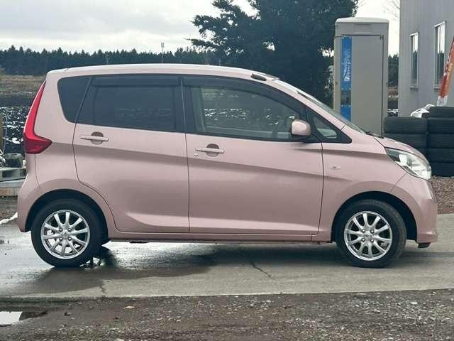 デイズ Ｓ　検Ｒ９／４　ベンチシート　シートヒーター　キーレス　寒冷地仕様　４ＷＤ　シルキーローズＭ（6枚目）