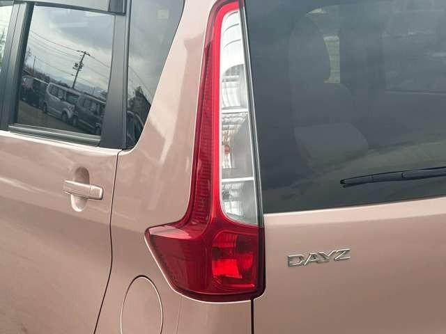 デイズ Ｓ　検Ｒ９／４　ベンチシート　シートヒーター　キーレス　寒冷地仕様　４ＷＤ　シルキーローズＭ（15枚目）