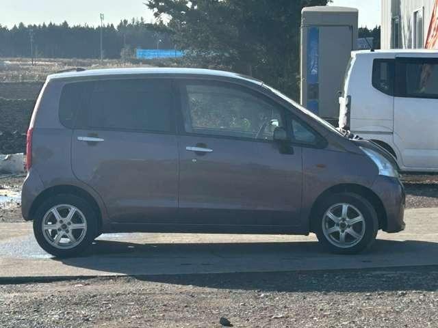 ムーヴ Ｌ　車検整備付　ベンチシート　エコアイドル　キーレス　４ＷＤ　純正オーディオ　寒冷地仕様　フルフラット　シルキーマルーンメタリック（6枚目）