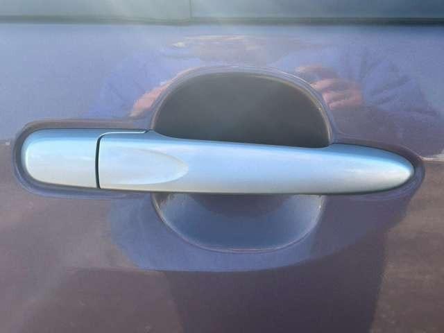 ムーヴ Ｌ　車検整備付　ベンチシート　エコアイドル　キーレス　４ＷＤ　純正オーディオ　寒冷地仕様　フルフラット　シルキーマルーンメタリック（19枚目）