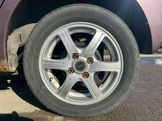 ムーヴ Ｌ　車検整備付　ベンチシート　エコアイドル　キーレス　４ＷＤ　純正オーディオ　寒冷地仕様　フルフラット　シルキーマルーンメタリック（24枚目）