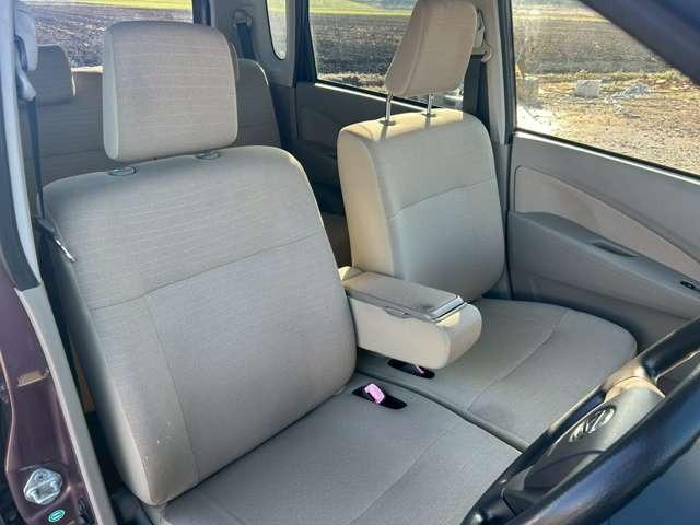 ムーヴ Ｌ　車検整備付　ベンチシート　エコアイドル　キーレス　４ＷＤ　純正オーディオ　寒冷地仕様　フルフラット　シルキーマルーンメタリック（27枚目）