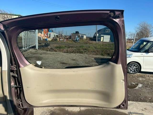 ムーヴ Ｌ　車検整備付　ベンチシート　エコアイドル　キーレス　４ＷＤ　純正オーディオ　寒冷地仕様　フルフラット　シルキーマルーンメタリック（64枚目）