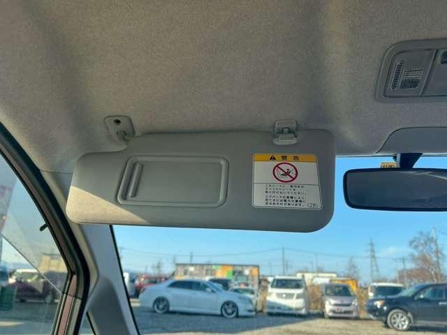 ムーヴ Ｌ　車検整備付　ベンチシート　エコアイドル　キーレス　４ＷＤ　純正オーディオ　寒冷地仕様　フルフラット　シルキーマルーンメタリック（69枚目）