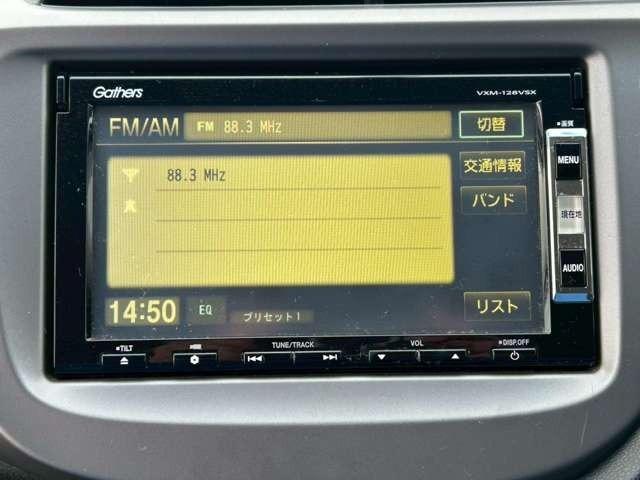 フィット Ｇスマートセレクション　車検整備付　バックカメラ　純正ナビ　ＴＶ　ＥＴＣ　４ＷＤ　キーレス　スマートキー　フラットシート　プレミアムホワイト・パール（51枚目）