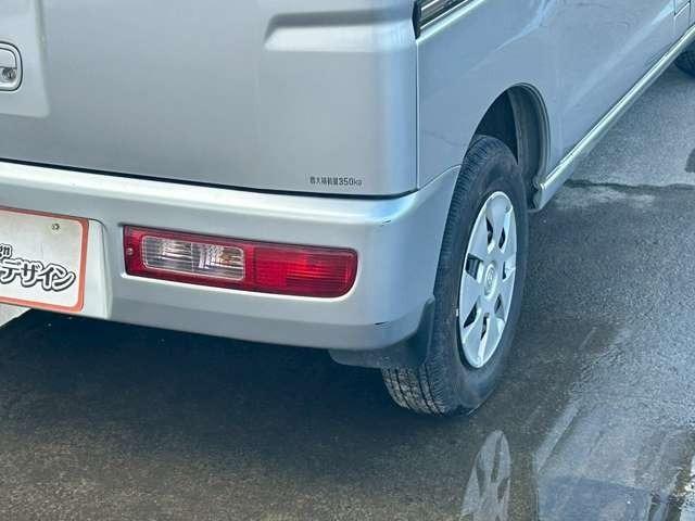 ピクシスバン クルーズ　検Ｒ８／７　マニュアル車　ＣＤ　スライドドア　ブライトシルバーメタリック　４ＷＤ（16枚目）