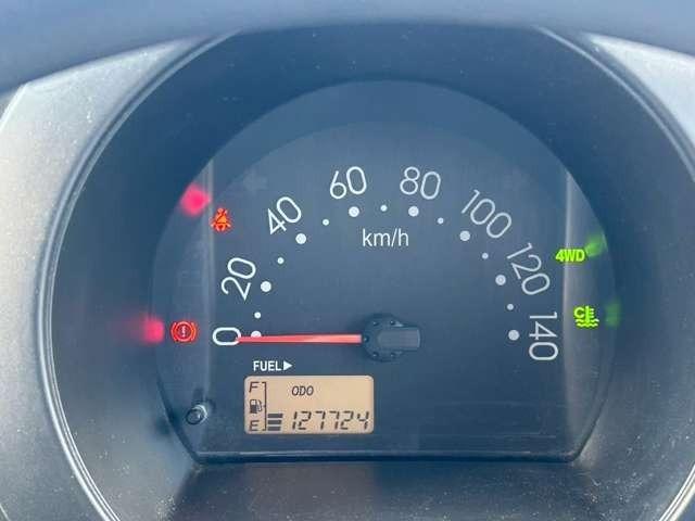 ピクシスバン クルーズ　検Ｒ８／７　マニュアル車　ＣＤ　スライドドア　ブライトシルバーメタリック　４ＷＤ（33枚目）