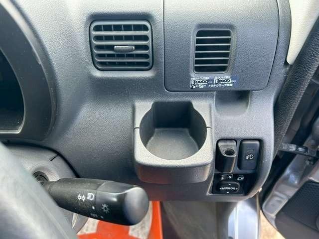 ピクシスバン クルーズ　検Ｒ８／７　マニュアル車　ＣＤ　スライドドア　ブライトシルバーメタリック　４ＷＤ（59枚目）