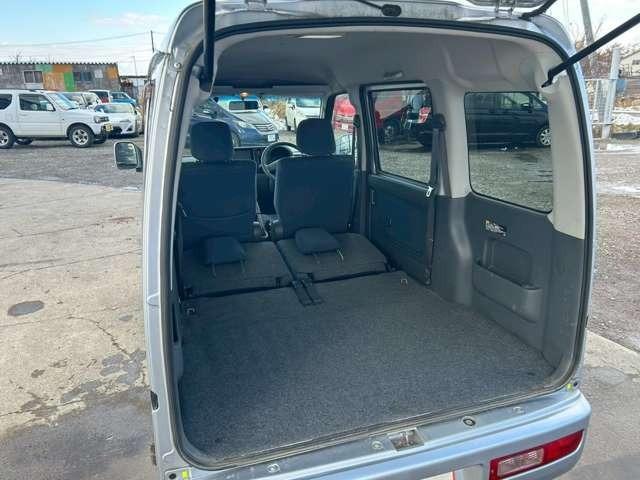 ピクシスバン クルーズ　検Ｒ８／７　マニュアル車　ＣＤ　スライドドア　ブライトシルバーメタリック　４ＷＤ（68枚目）