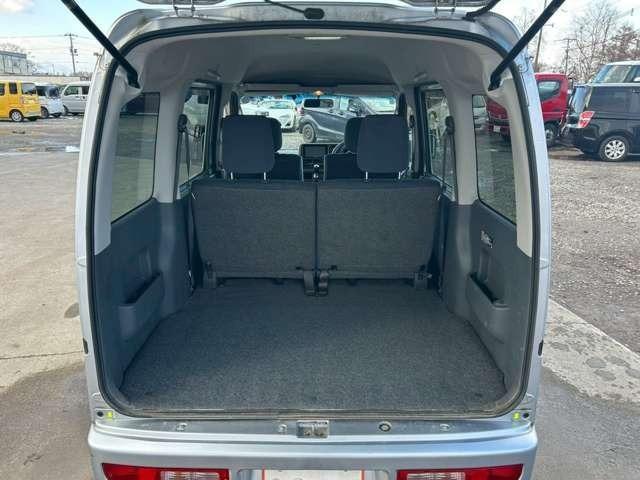 ピクシスバン クルーズ　検Ｒ８／７　マニュアル車　ＣＤ　スライドドア　ブライトシルバーメタリック　４ＷＤ（72枚目）