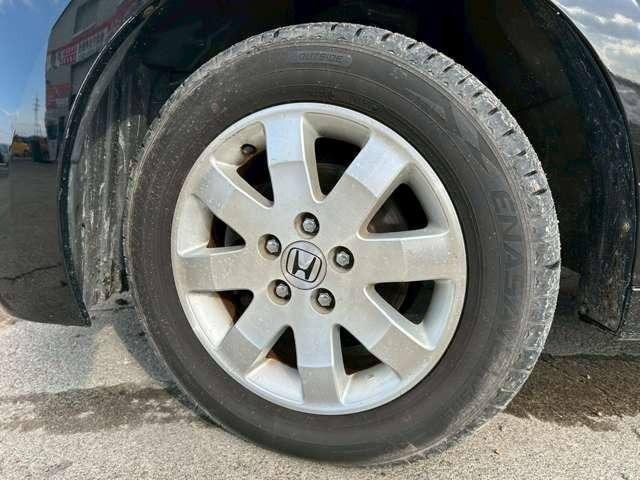 ステップワゴン Ｇ　ＨＤＤナビ　スマートスタイルエディション　車検整備付　バックカメラ　ＴＶ　ＥＴＣ　４ＷＤ　キーレス　スマートキー　３列シート　ウォークスルー　クリスタルブラックパール（23枚目）