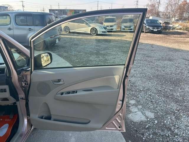 ステラ Ｌ　車検整備付　ベンチシート　４ＷＤ　キーレス　カーナビ　ＣＤ　ライトローズマイカメタリック（34枚目）