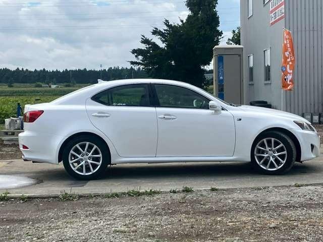 ＩＳ ＩＳ２５０　バージョンＬ　検Ｒ８／１２　ナビ　ＥＴＣ　バックカメラ　寒冷地仕様　ホワイトパールクリスタルシャイン（6枚目）