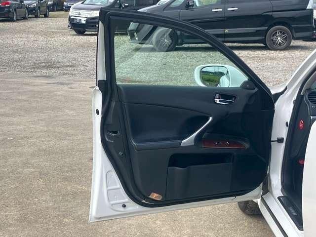 ＩＳ ＩＳ２５０　バージョンＬ　検Ｒ８／１２　ナビ　ＥＴＣ　バックカメラ　寒冷地仕様　ホワイトパールクリスタルシャイン（46枚目）