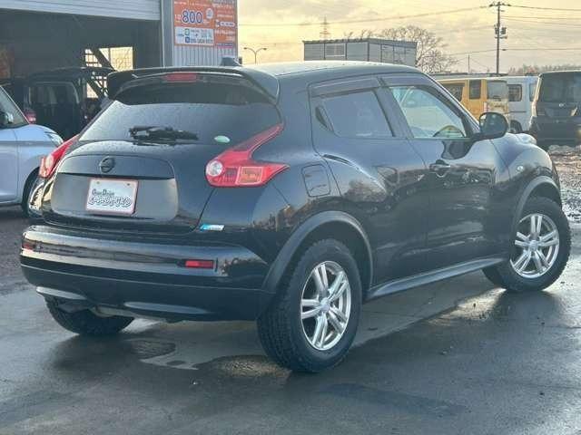 ジューク 16GT FOUR 車検整備付 キーレス プッシュスタート ETC バックカメラ カーナビ 4WD サファイアブラックパール(13枚目)