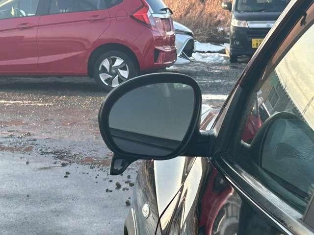 ジューク 16GT FOUR 車検整備付 キーレス プッシュスタート ETC バックカメラ カーナビ 4WD サファイアブラックパール(18枚目)