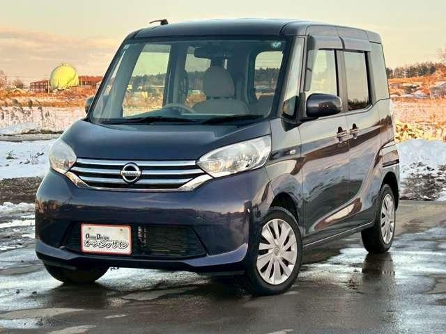 デイズルークス Ｘ　車検整備付　　スライドドア　ベンチシート　ナビ付　ワンセグ　キーレス　スマートキー　４ＷＤ　社外ナビ　パープル（8枚目）