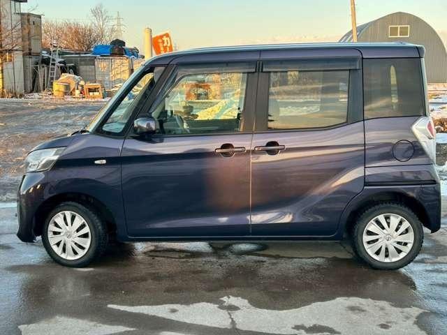 デイズルークス Ｘ　車検整備付　　スライドドア　ベンチシート　ナビ付　ワンセグ　キーレス　スマートキー　４ＷＤ　社外ナビ　パープル（9枚目）