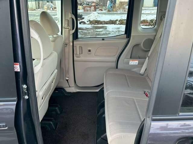 デイズルークス Ｘ　車検整備付　　スライドドア　ベンチシート　ナビ付　ワンセグ　キーレス　スマートキー　４ＷＤ　社外ナビ　パープル（64枚目）