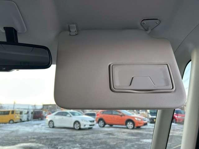 デイズルークス Ｘ　車検整備付　　スライドドア　ベンチシート　ナビ付　ワンセグ　キーレス　スマートキー　４ＷＤ　社外ナビ　パープル（73枚目）