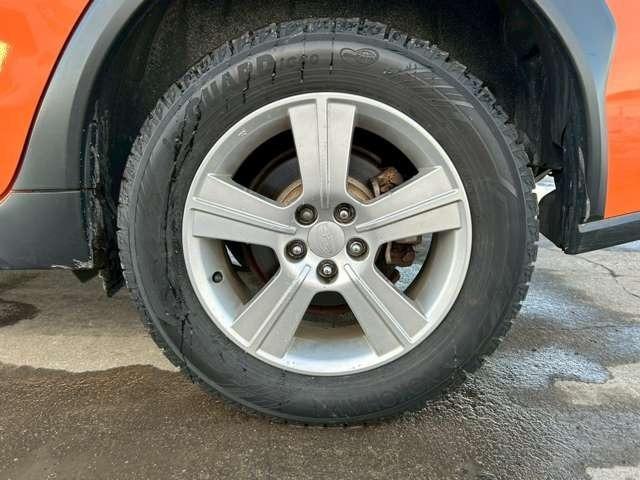 ご来店されたお客様に詳しくお話をさせて頂きために、「修復歴の有無」「不具合箇所の確認」「セールスポイント」等のご案内を行っておりますので、より安心してお乗り頂けるお車となります。