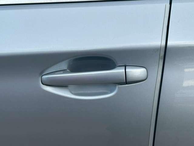 レガシィB4 ベースグレード 車検整備付 ナビ付 社外アルミホイール 電動シート プッシュスタート キーレス スマートキー アイスシルバー・メタリック(20枚目)