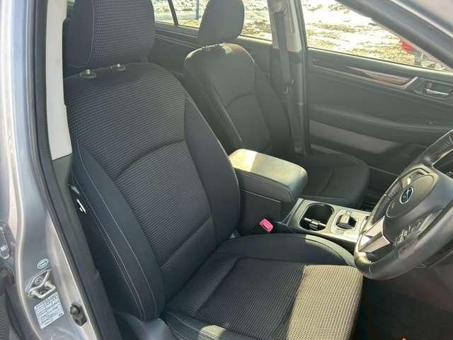 レガシィB4 ベースグレード 車検整備付 ナビ付 社外アルミホイール 電動シート プッシュスタート キーレス スマートキー アイスシルバー・メタリック(28枚目)