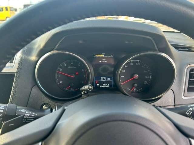 レガシィB4 ベースグレード 車検整備付 ナビ付 社外アルミホイール 電動シート プッシュスタート キーレス スマートキー アイスシルバー・メタリック(31枚目)