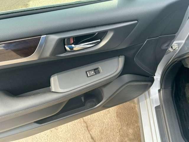 レガシィB4 ベースグレード 車検整備付 ナビ付 社外アルミホイール 電動シート プッシュスタート キーレス スマートキー アイスシルバー・メタリック(38枚目)