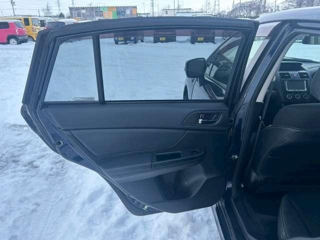 インプレッサスポーツ 2.0i-Sアイサイト 車検整備付 ETC プッシュスタート ナビ CD ワンセグ ディープシーブルーパール(41枚目)