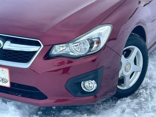 インプレッサスポーツ ２．０ｉアイサイト　車検整備付　ＥＴＣ　ＴＶ　ＵＳＢオーディオ　ナビ　バックカメラ　ヴェネチアンレッドパール（16枚目）