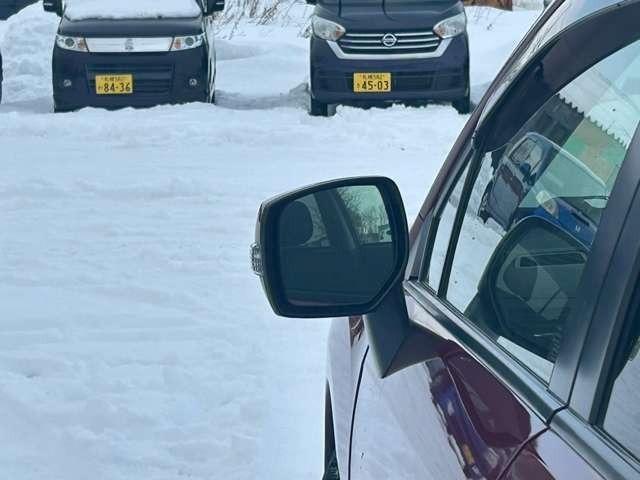 インプレッサスポーツ ２．０ｉアイサイト　車検整備付　ＥＴＣ　ＴＶ　ＵＳＢオーディオ　ナビ　バックカメラ　ヴェネチアンレッドパール（17枚目）