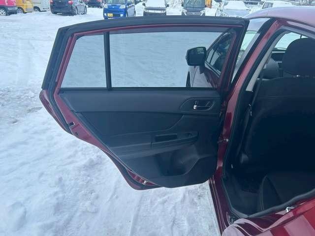 インプレッサスポーツ ２．０ｉアイサイト　車検整備付　ＥＴＣ　ＴＶ　ＵＳＢオーディオ　ナビ　バックカメラ　ヴェネチアンレッドパール（40枚目）