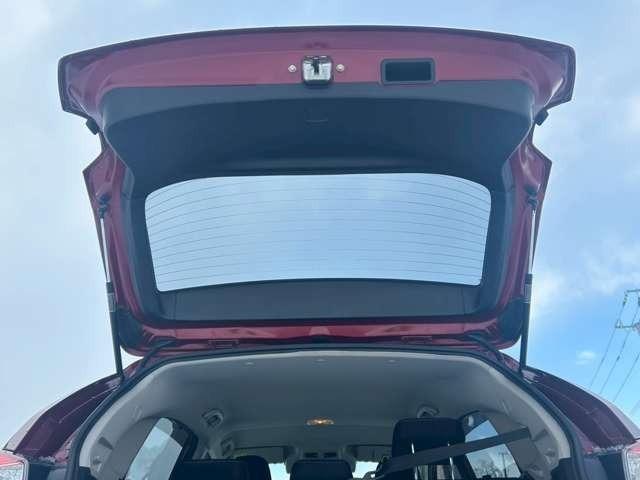 インプレッサスポーツ ２．０ｉアイサイト　車検整備付　ＥＴＣ　ＴＶ　ＵＳＢオーディオ　ナビ　バックカメラ　ヴェネチアンレッドパール（73枚目）