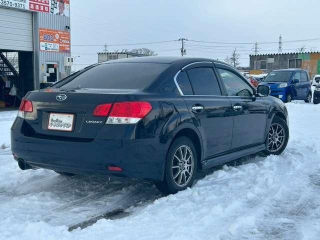 レガシィＢ４ ２．５ｉ　ＢスポーツアイサイトＧパッケージ　車検整備付　キーレス　スマートキー　４ＷＤ　ディープシーブルーパール（12枚目）